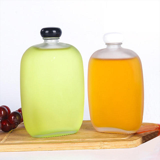 100ml 125毫升200毫升250ml 350ml 500ml平面正方形磨砂玻璃饮料瓶带螺钉盖