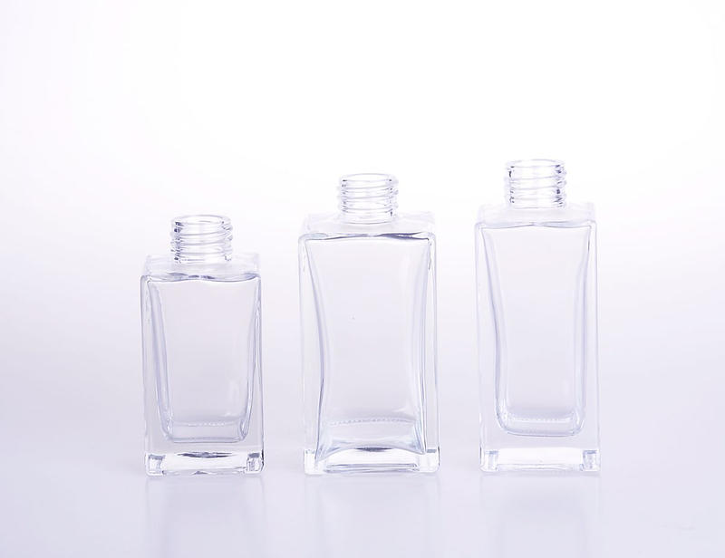 40-200ml长方形香薰玻璃瓶可配藤条全套盖子