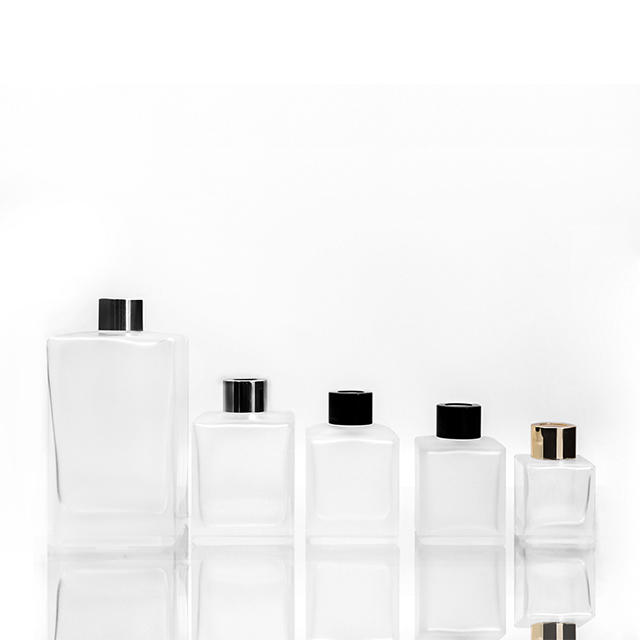 50ml 80ml 100ml 150ml 200毫升清除螺丝方形玻璃芳香疗法瓶